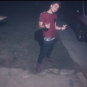 Meet your Posher, Bruce